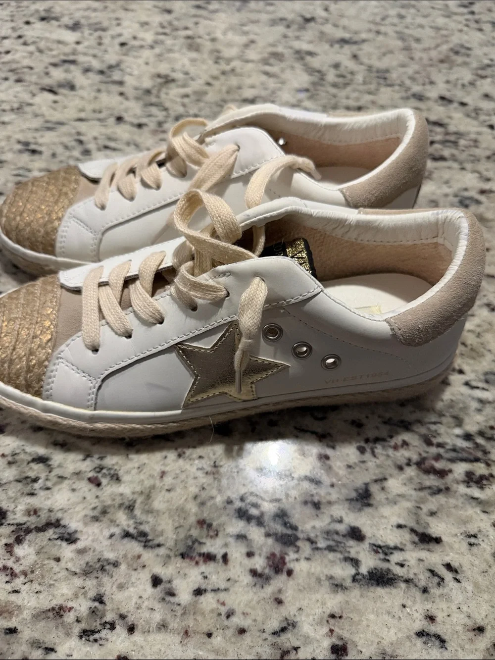 Vintage Havana classic lace